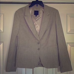 Grey blazer